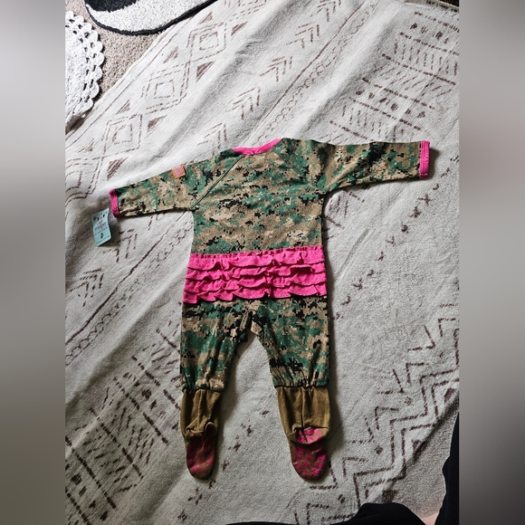 Brand New Cute Recruit Marines Baby Girl Sleeper 6-9 months - Picture 3 of 8
